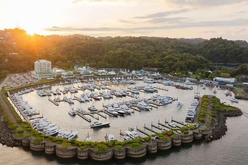 Best Western Hotel & Casino Kamuk, Boating