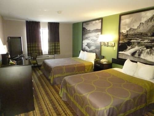 Super 8 by Wyndham Rock Springs, Room