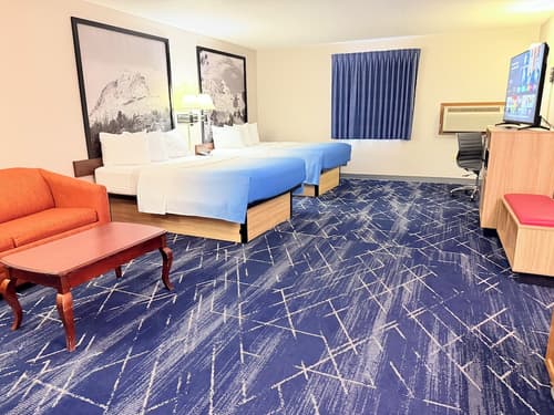 Super 8 by Wyndham Hot Springs