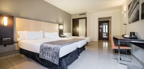 Hotel ILUNION Almirante, Room