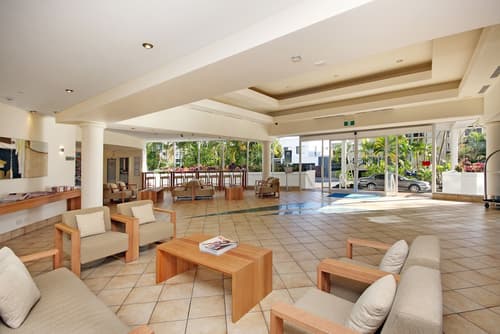 Sovereign Gold Coast, Lobby sitting area