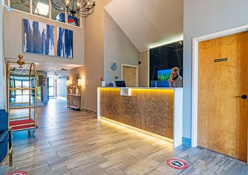 Slumber Inn, Reception