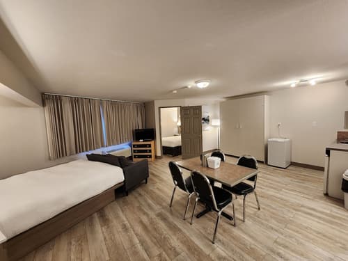 Days Inn & Conference Centre by Wyndham Penticton