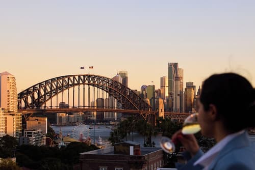 View Sydney, Primary image