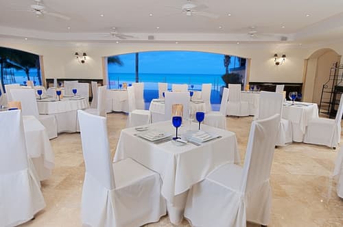 Royal Hideaway Playacar All Inclusive - Adults only, Restaurant