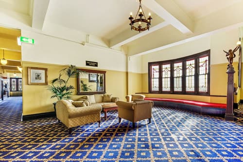 The Carrington Hotel, Room