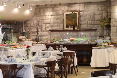 Ambassador Hotel, Breakfast area