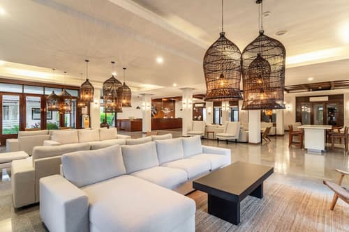 Sunprime Kamala Beach, Lobby sitting area