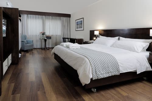 MR Hotel