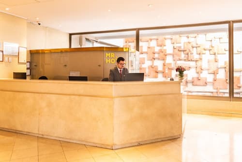 MR Hotel