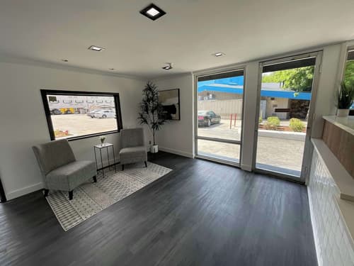 The Midtowner Hotel, SureStay Collection by Best Western, Lobby