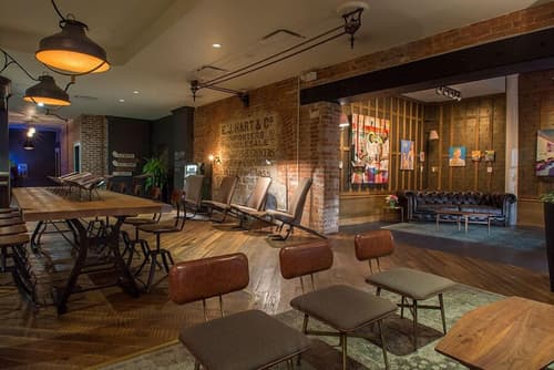 The Old No. 77 Hotel & Chandlery, Lobby lounge