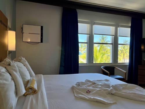 Majestic Hotel South Beach