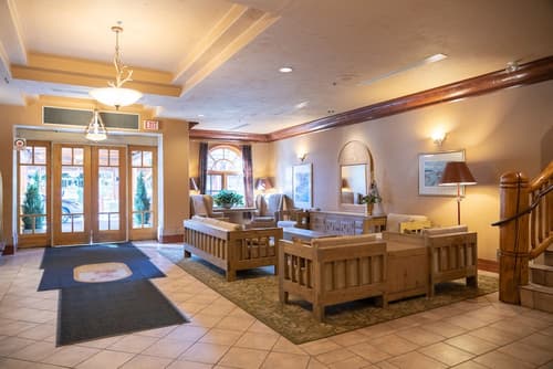 Banff Caribou Lodge and Spa, Lobby