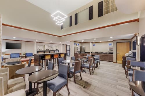 Best Western Alamo Suites