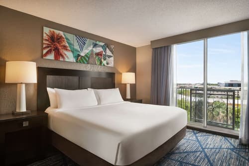 Embassy Suites by Hilton Miami International Airport, Room