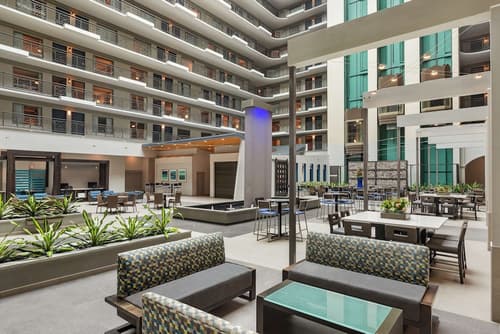 Embassy Suites by Hilton Miami International Airport, Lobby