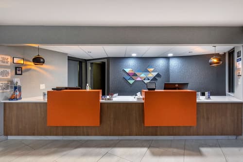 Best Western Plus St. Louis West-Westport, Lobby