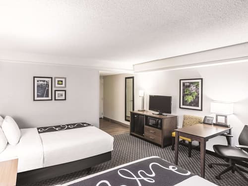 La Quinta Inn & Suites by Wyndham Flagstaff, Room