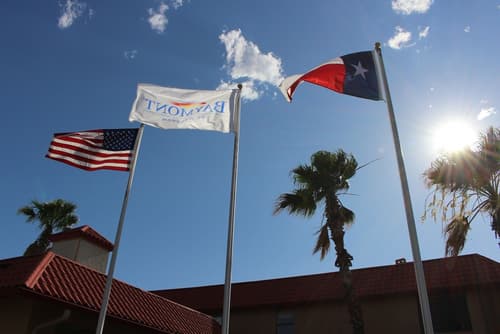 Baymont by Wyndham Del Rio, Exterior