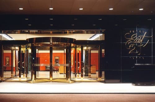 Hotel East 21 Tokyo, Interior entrance