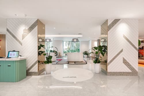 Furama RiverFront, Reception