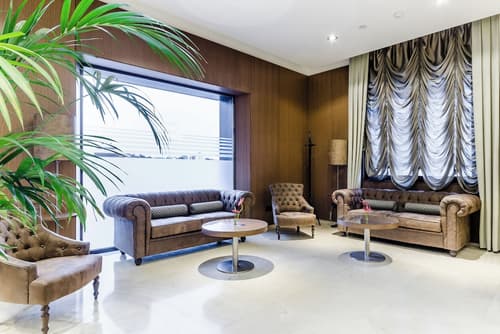 Hotel Reina Cristina, Lobby sitting area