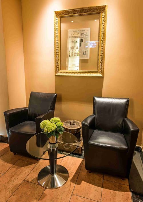 Concorde Hotel, Lobby