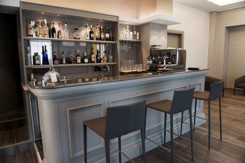 Mokinba Hotels Baviera, Bar (on property)