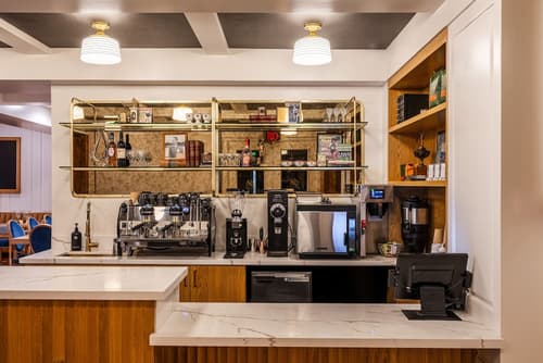 Los Angeles Athletic Club, Cafe