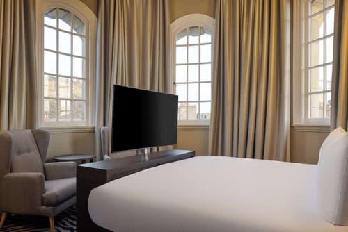 DoubleTree by Hilton Edinburgh City Centre