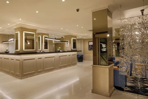 Best Western Globus Hotel, Reception