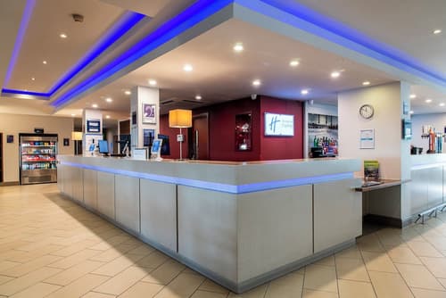 Holiday Inn Express Glasgow Airport by IHG, Reception