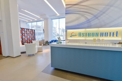 Astron Hotel, Reception