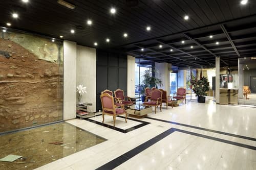 Crisol Puerta de Burgos, Lobby sitting area