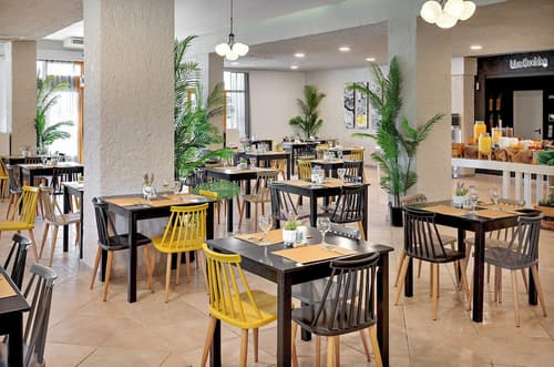 The Grove Seaside Hotel, Breakfast area