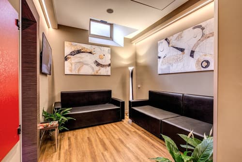 Al Manthia Hotel - Trevi Hotels Group, Lobby