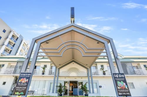 Coral Tree Inn, Front of property