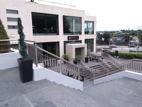 Clayton Hotel Silver Springs, Exterior