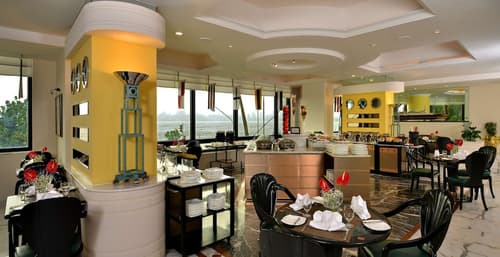 Hotel Marine Plaza Mumbai