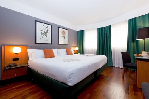 Hotel Malcom and Barret, Primary image