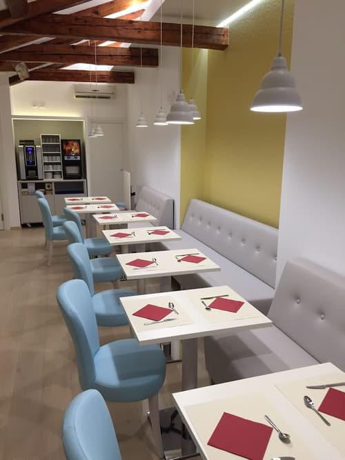 Hotel Roma, Restaurant