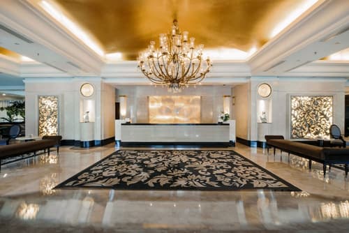 The Papandayan, Lobby