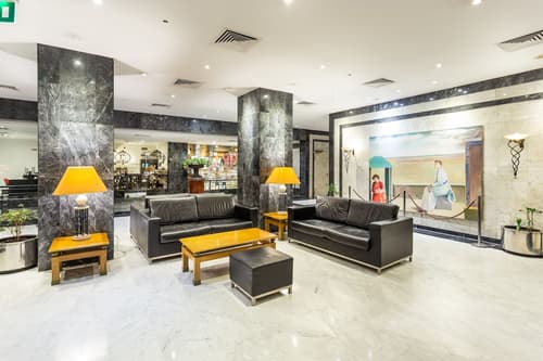 Radisson Blu Hotel, Lobby sitting area