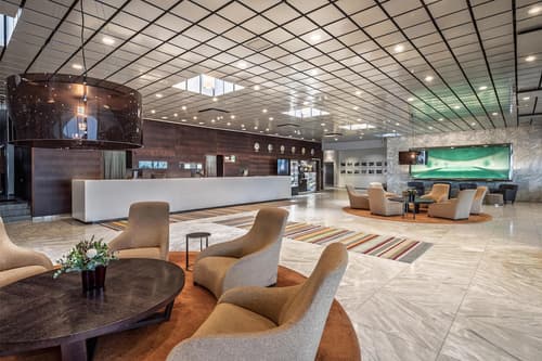 Hilton Helsinki Kalastajatorppa, Reception