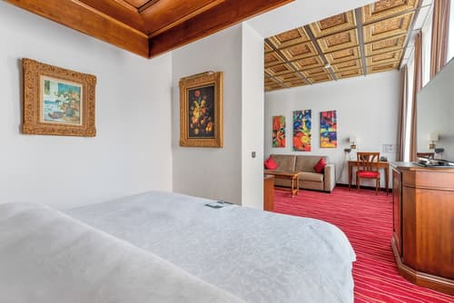 KING's HOTEL First, Room