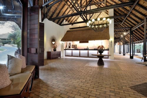 Kwa Maritane Bush Lodge, Lobby