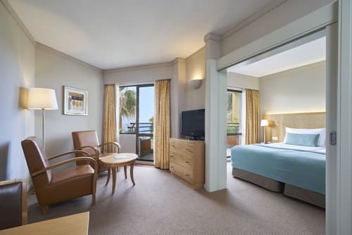 Suite Hotel Eden Mar, by PortoBay