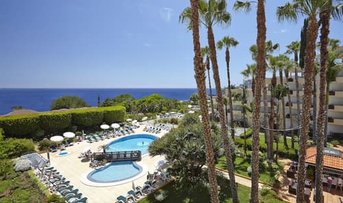 Suite Hotel Eden Mar, by PortoBay