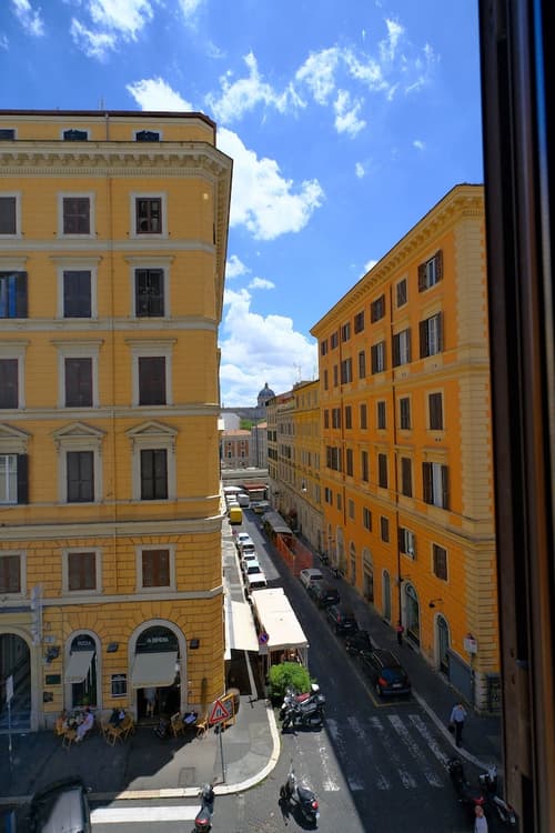 Hotel Lirico